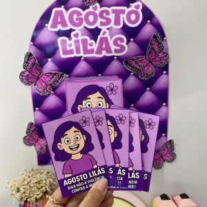 Kit Escolar Agosto Lilás com Painel