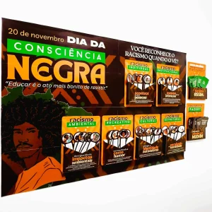 Painel Interativo Antirracista com Caixas Informativas