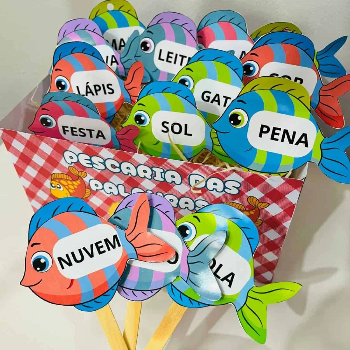 Pescaria das Palavras com 60 Peixinhos